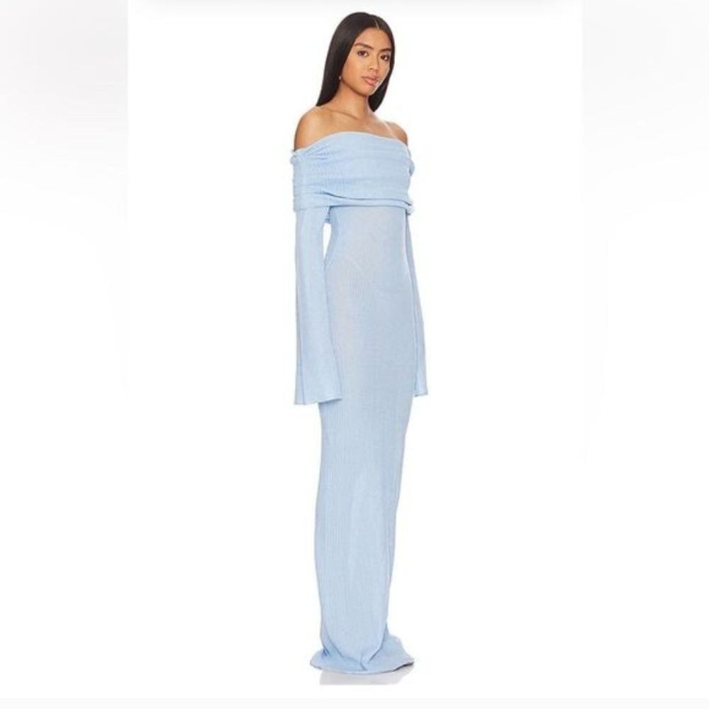 Elegant Light Blue Off-Shoulder Gown - Picture 3 of 5